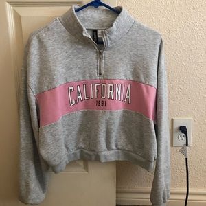 Crop top long sleeve top.